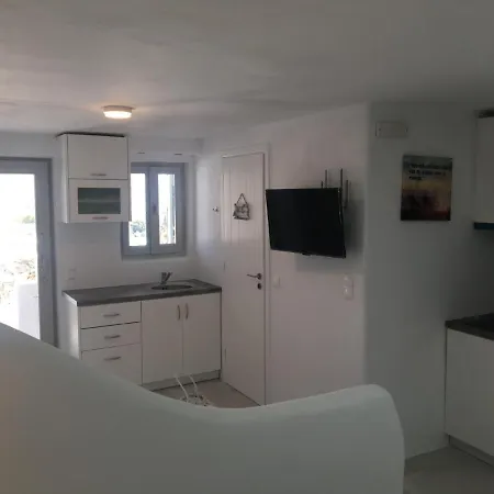 Апартаменты Rineia Complex By Live&travel