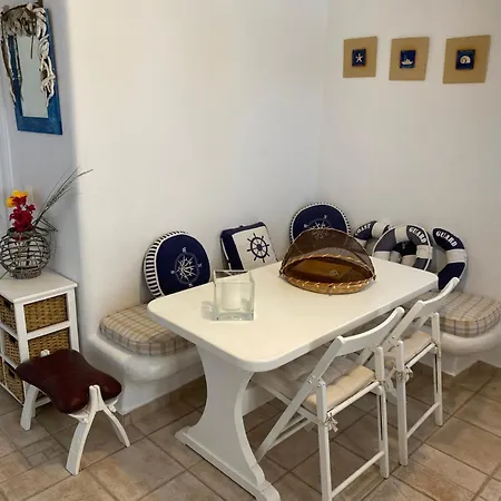 Rineia Complex By Live&travel * Elia (Mykonos)