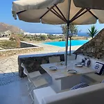 Apartament Rineia Complex By Live&travel
