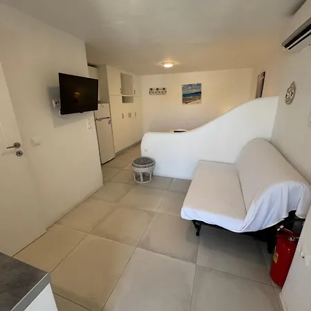 Lägenhet Rineia Complex By Live&travel Elia (Mykonos)